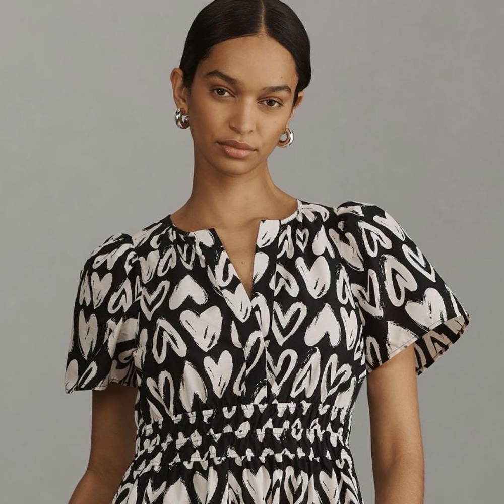 The Somerset Hearts Maxi Dress - Picture 7 of 14